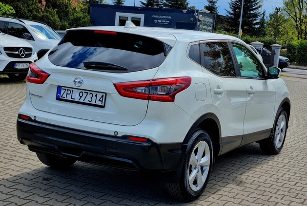 Nissan Qashqai cena 67900 przebieg: 101000, rok produkcji 2018 z Stęszew małe 277